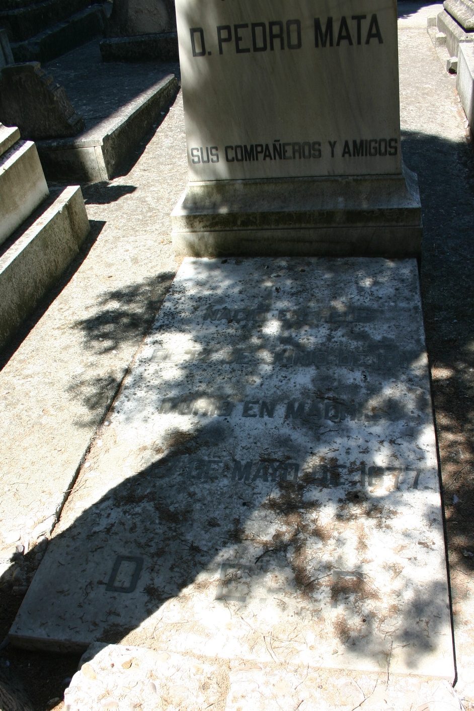 Pedro Mata Fontanet's tomb, Madrid (4).JPG